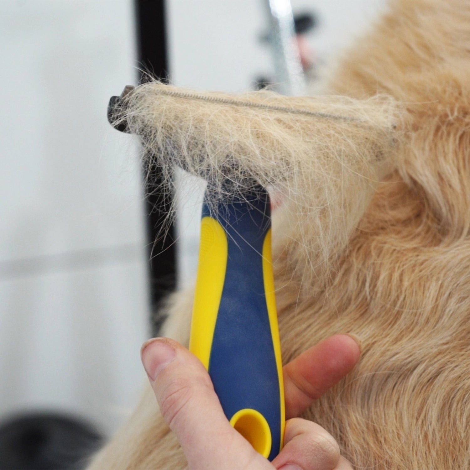 Professional Dog Deshedding Tool with Stainless Steel Removable Blade
